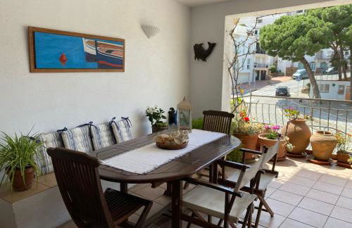 La mejor terraza de Tamariu - Foto 14