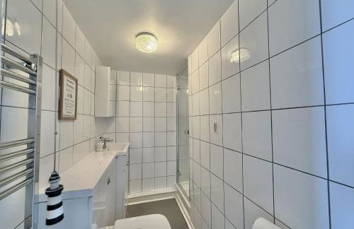 1 Cobb House - Photo 24