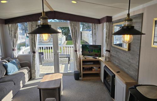 3 Bed-sleeps 8-free Parking-5 Min to Beach - Foto 22