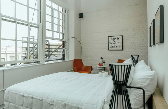 Unique Historic Experience Conveniently Located in the Heart of Cincinnati - Foto 33