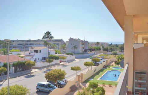 2 Bedroom Awesome Apartment In Vinaros - Foto 7