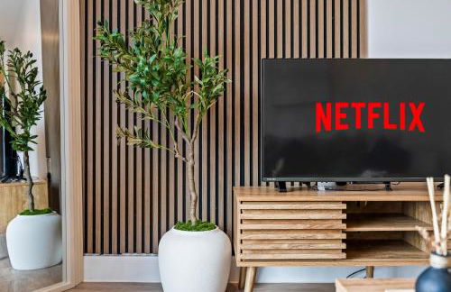 Elite & Elegant 1-Bed City Apartment, Wi-Fi & Netflix, Accommodates 6 - Foto 7