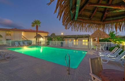 Beach Boardwalk Access Pool + Remodeled Interior Tropical Haven by Avantstay - Photo 66