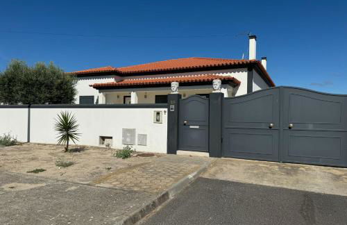 Spacious Quiet Charming Villa With Private Pool and Close to Lisbon - Foto 34