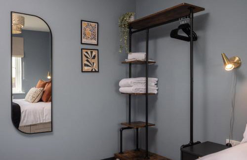 Luxuriou 5 Bedroom House By Homebird Property Management Short Lets & Serviced Accommodation Leeds With Private Parking & Free WiFi - Foto 27