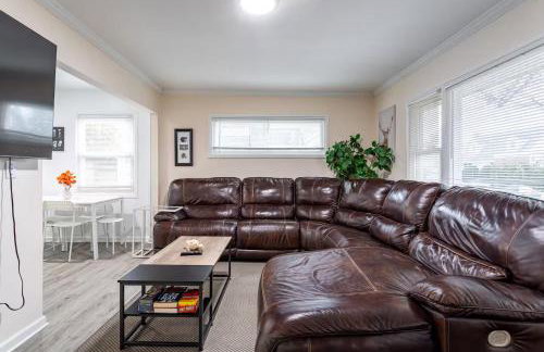 Entire 3bdr home w/parking, backyard, FirePit, BBQ - Foto 16