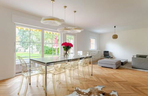 Idyllisches, neu renoviertes Haus mit Steg am See - Photo 9