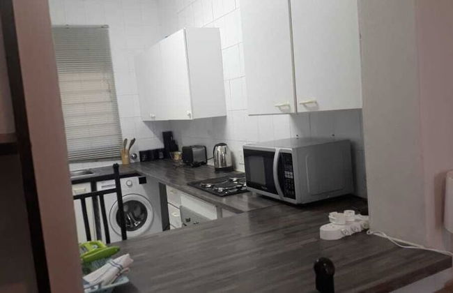 Central Sandton Apartment - Photo 44