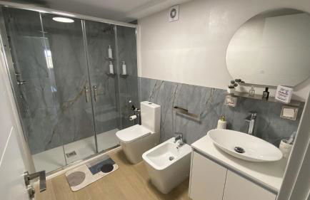 THE ROCK VIEWS APARTMENTS 1 min walking to Gibraltar - Foto 23