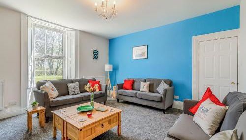 Monkroyd House - Photo 4