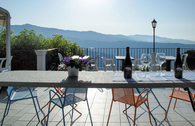 14 bedroom House in Prelà with swimming pool and garden - Photo 40