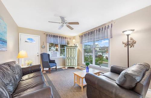 Wifi, Ourdoor Shower, Porch Ocean Side 1St Floor Duplex, A Short Walk From The Best Lbi Attractions, A Small Park, And The Beach, - Foto 12