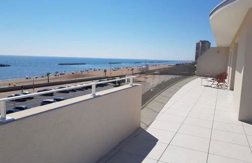 Spendide appartement tout confort, Résidence Archipel T4 en bord de plage, avec grande terrasse aménagée,spa et parking privé - Foto 21