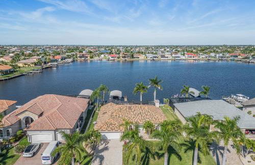 Modern, Luxurious, Waterfront home with Heated Pool - Villa Dock Holiday - Roelens Vacations - Foto 59