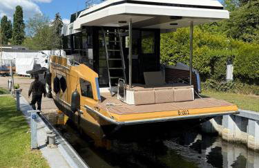 Yacht als Wohnung zu vermieten Hausboot direkt Tempelhofer Hafen - Foto 2