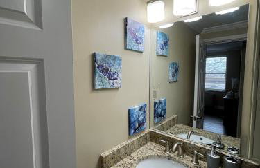 Downtown Condo Near Georgia Aquarium w Free Parking - Foto 13