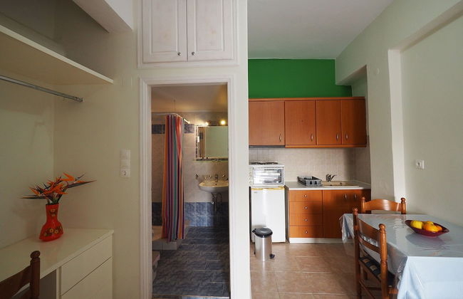 Sofia Limeni - Photo 29