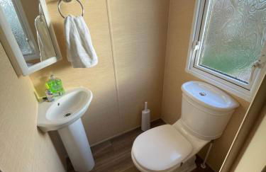 7 Rannoch Row, lovely holiday static caravan for dogs & their owners. - Photo 14