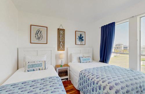 Salty Tides & Sunset Vibes - Foto 18