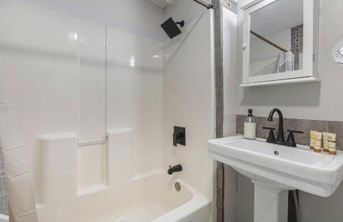 Cozy Chalet w Loft Near Sleeping Bear • Family Retreat ➠ 2552 - Foto 18