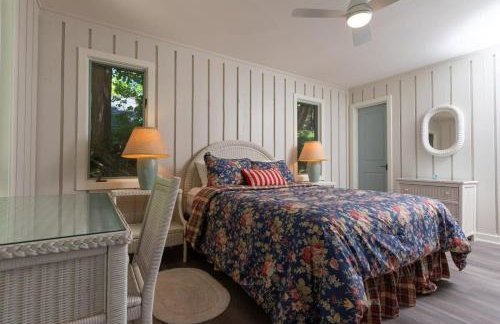 Beach View Cottage - On the Lake - Foto 27