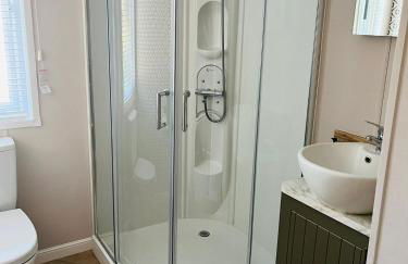 Hawthorne Villa with Hot Tub - Foto 17