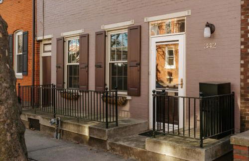 The Ashfield House - Close to Downtown Lancaster - Foto 3