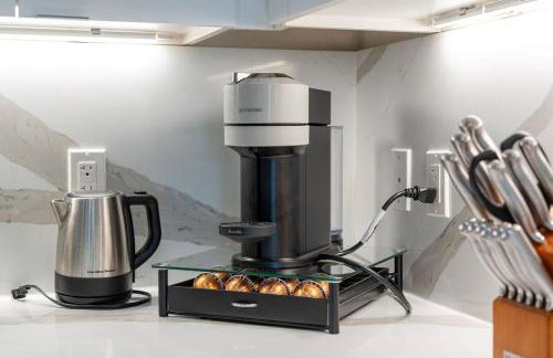 Nautical Knees Water View Pool, Jacuzzi and Gym - Foto 13