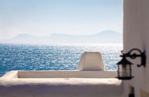 Pahivouni Studios & Suites - Photo 6