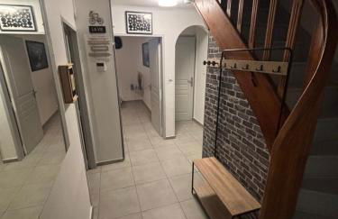 Maison chaleureuse Calme et tranquillité assurés Parking privé - Photo 6