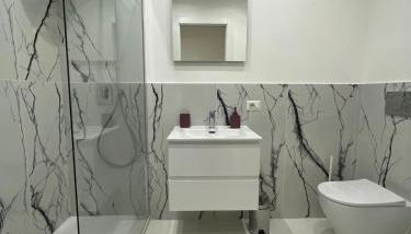 Heart of EUR - Foto 3, Shower