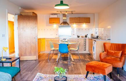 Piazza 2 bed 2 bath APT close to Cardiff Bay and WMC with Private Parking - Foto 16