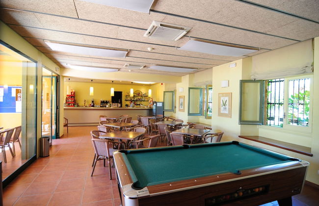 Aparthotel Ciutat de Palol - Foto 39