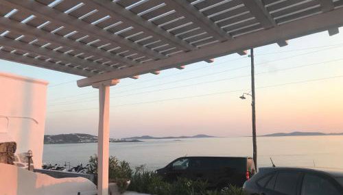 Mykonos Beachfront House with Sunset & Delos View - Foto 5