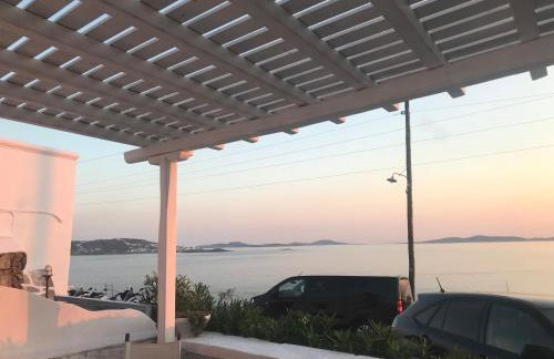 Mykonos Beachfront House with Sunset & Delos View - Foto 5