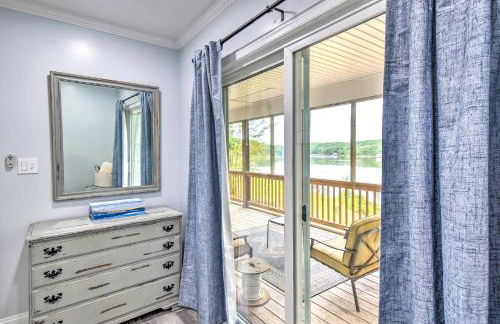 Relaxing Riverfront Cottage with Boat Dock! - Foto 13