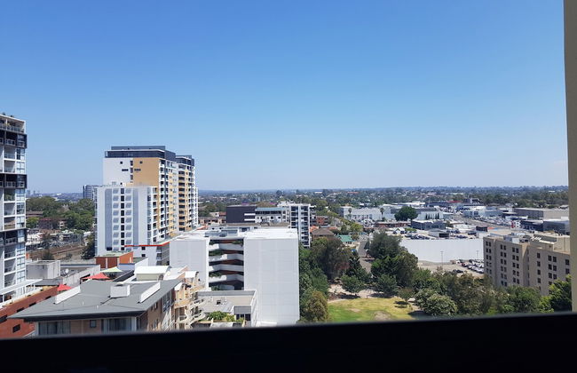 Parramatta Hotel in Mantra Building - Photo 15