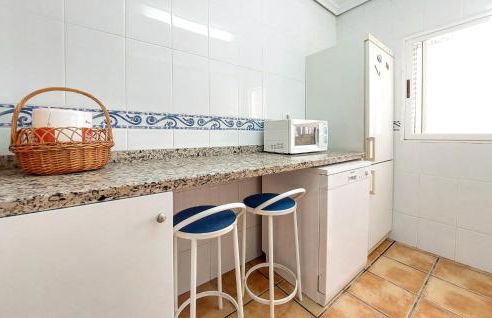 2 Bedroom Stunning Home In Almazora - Foto 21
