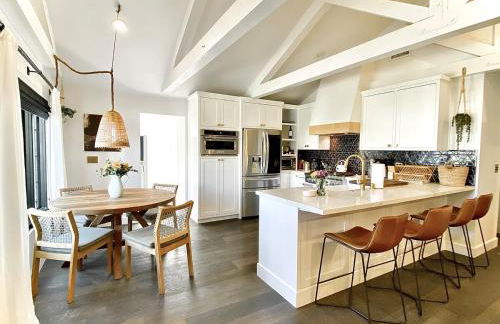 Channel Islands Beach Retreat - Photo 10