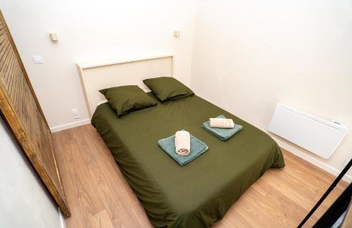 Séjour cosy au cœur de Vienne-tout à 2 min à pied - Photo 7