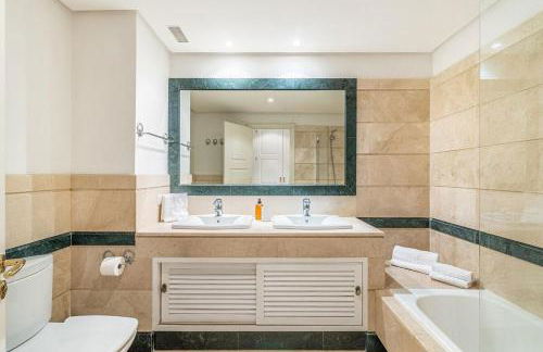 Ap. en Los Monteros - Marbella - Photo 12