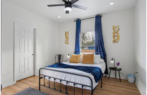 Your Inner-City Sanctuary: 3BR2BA Near Riverwalk - Foto 19