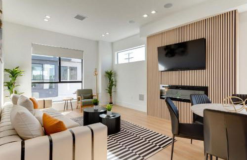 Brand New Modern 4 Bedroom House Pickfair Village - Photo 1