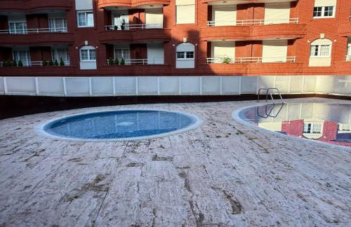 Castro Holidays - Céntrico Piscina Urbanización Garaje Gratis - Foto 46