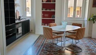 Incantevole appartamento in centro storico a Monza - Foto 3