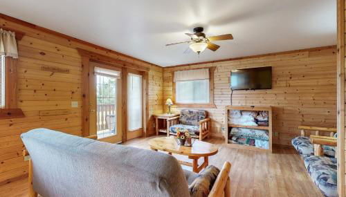 Adventure Basecamp! Three Bears Resort Retreat - Foto 2