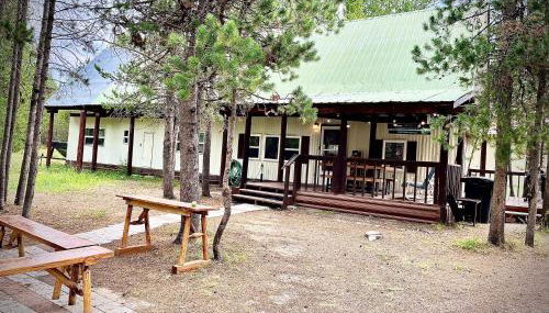 Grandma's Home in the Woods. Yellowstone - Foto 5