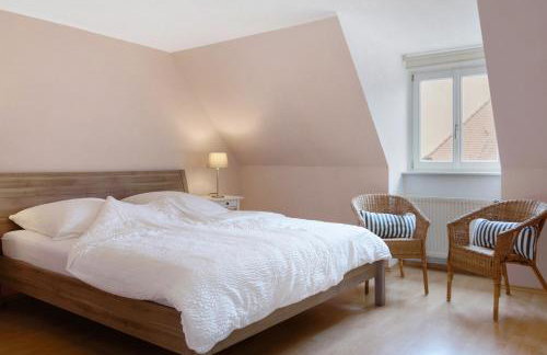 Weingut Ilmbacher Hof - Photo 25