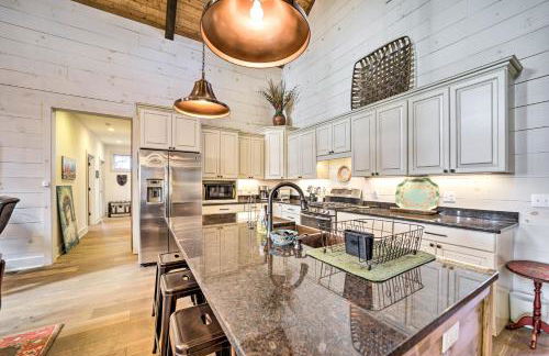 On 22 Acres! Mtn-View Cullowhee Craftsman Retreat - Foto 14