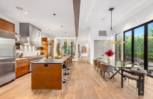 Beverly Glen Hillside Haven - Photo 8